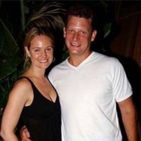 Sandy Corzine and his ex-wife were photographed together.